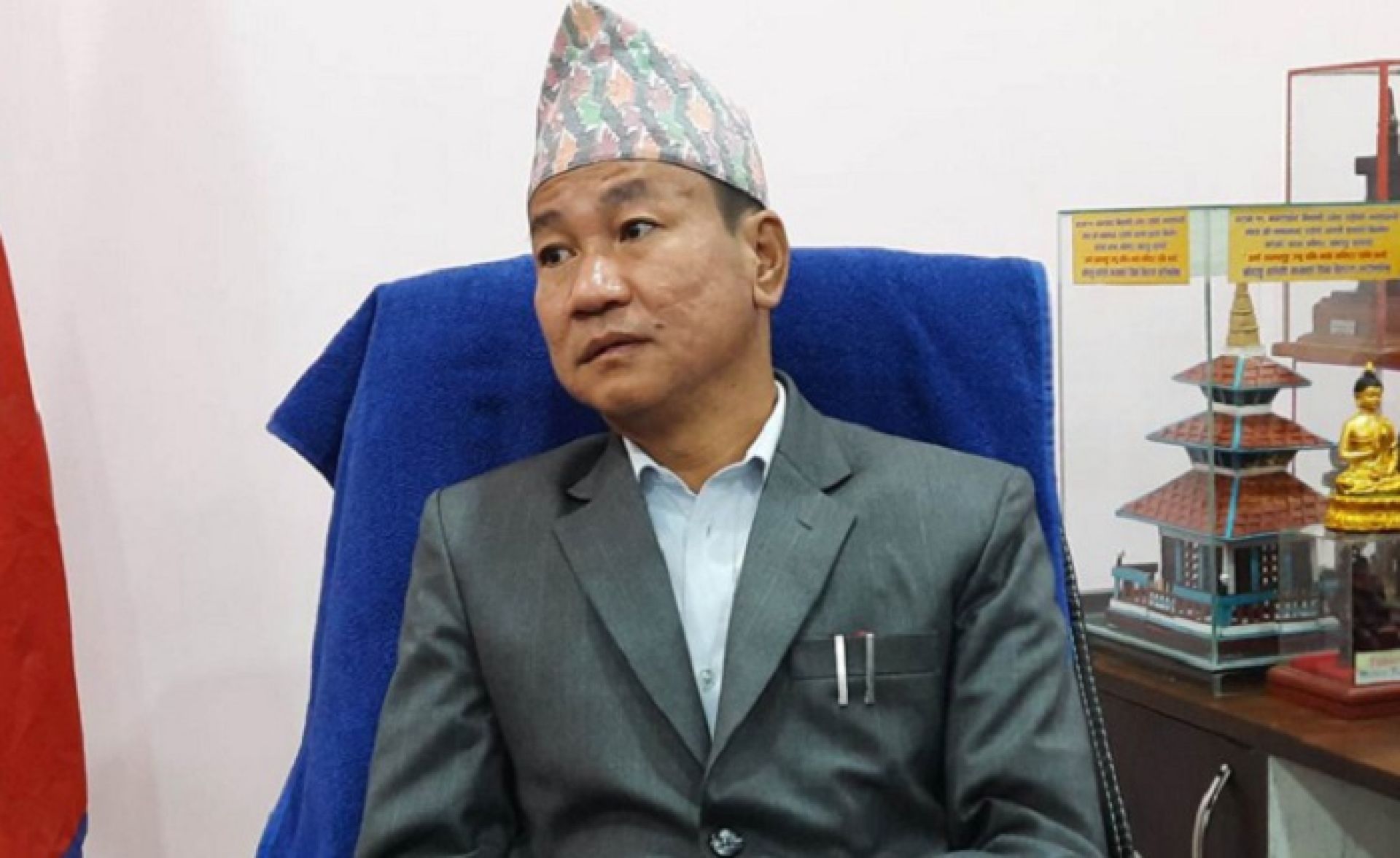 अध्यक्ष साम्पाङ प्रत्यक्ष निर्वाचित कार्यकारी राष्ट्रपतीय प्रणालीको पक्षमा